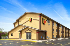 Гостиница Super 8 by Wyndham Cedar Rapids  Сидар-Рапидс